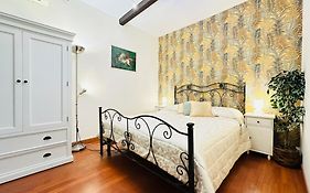 Via Veneto Lulus Home
